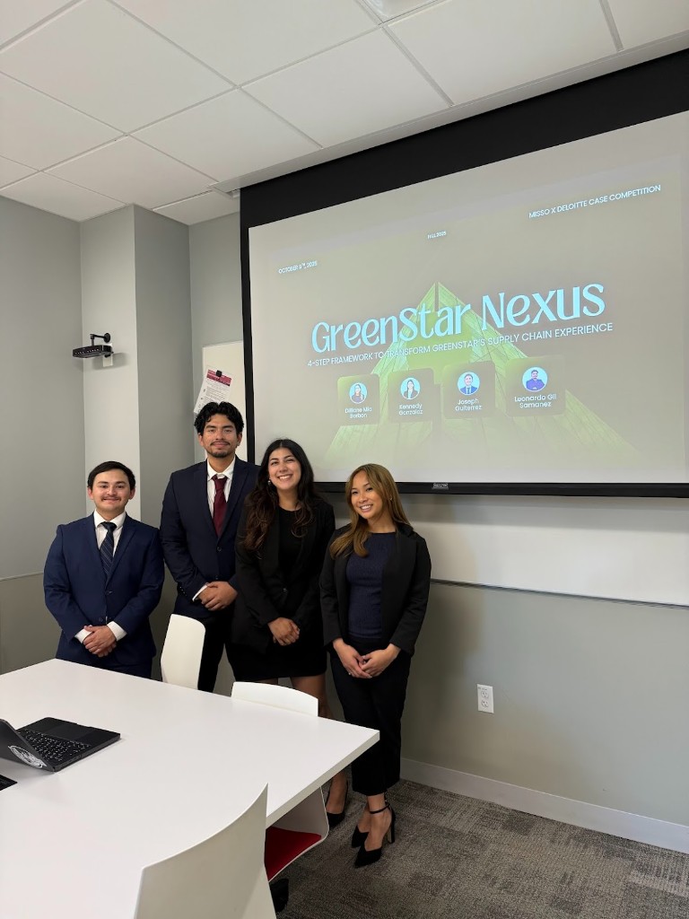 Leonardo and his classmates after presenting GreenStar Nexus